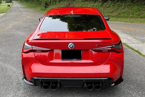 BMW M4 Coupé 2021 con Faros LED, Ruedas R19, Transmisión Automática y Asientos de Cuero - Product Image 2