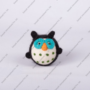 Boules de séchage en laine de Nouvelle-Zélande, design pingouin mignon en feutre, couleur personnalisée pour la lessive, décorations de Noël et jouets pour enfants - Product Image 2