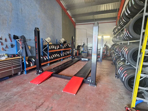 Elevadores de alineación de cuatro columnas para vehículos pesados con placas deslizantes y placas giratorias para servicio integral de ruedas, disponibles para la venta - Product Image 3