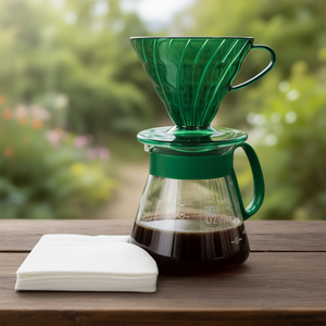 Filtre à café en verre vert HARIO taille 02 pour cafetières à versement manuel - Product Image 3