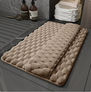 Tapis de bain rectangulaire minimaliste personnalisable en microfibre avec support en mousse à mémoire de forme antidérapant, couleur unie beige, fabriqué à la machine, séchage rapide - Product Image 4