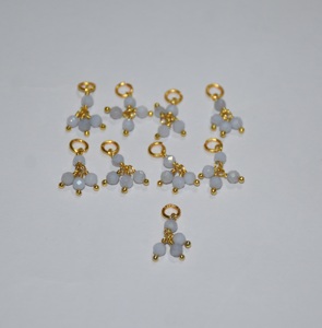 Belles perles enveloppées d'un seul fil d'aigue-marine naturelle. Gemstone Dangle1 + 3 perles de fil unique Pièces de chapelet pour la fabrication de bijoux - Product Image 1