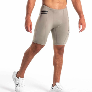 Vente en gros de shorts de jogging de compression athlétique pour hommes logo personnalisé double couche 100% coton prix de shorts de course d'été - Product Image 3