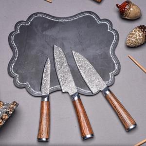 Chef Kitchen Ensemble de 5 couteaux de chef personnalisés professionnels en acier damas faits à la main avec manche en bois - Product Image 2