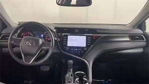 USADO EN VENTA 2024 para Camry XSE Sedán 4 puertas Volante a la izquierda Asientos de cuero Cámara trasera EN buen estado - Product Image 5