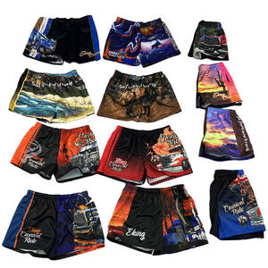 Short de sport en maille imprimé par sublimation avec poches zippées Vêtements de football pour hommes, design personnalisé - Product Image 2