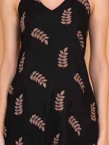 Kurti sin mangas con cuello halter y estampado floral, estilo veraniego, negro y marrón, kurti recto, ropa de moda para mujer - Product Image 5