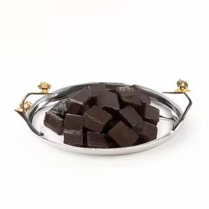 Plateau plat en laiton finition antique pour la présentation de fruits secs et de chocolat, plateau cadeau design avec poignées - Product Image 4