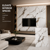 Panneau mural en PVC brillant effet marbre craquelé blanc, gris et or MORLENX pour hôtels, villas et décoration intérieure