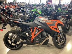 NEW HOT DEAL KTMs 1290 Super Duke GT - Product Image 5