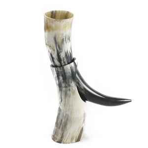 Cuerno Vikingo para Beber de Alta Calidad, Cuerno de Buey Natural Pulido, Estilo Animal, Ecológico, para Cerveza, Vino, Vodka, Diseño Nórdico - Product Image 1