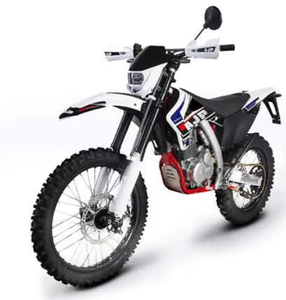 Motocicleta Todoterreno Eléctrica AJP SPR 240 Enduro 2024, Motor de 2 Tiempos y 200 cc, Motor sin Escobillas de 4 Tiempos y 250 cc - Product Image 1