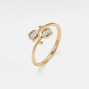 Anillo Apilable con Diseño de Flor de Tulipán, Anillo Único de Plata de Ley 925 con Moissanita de Corte Pera, Chapado en Oro, Regalo para Fiesta de Compromiso - Product Image 1