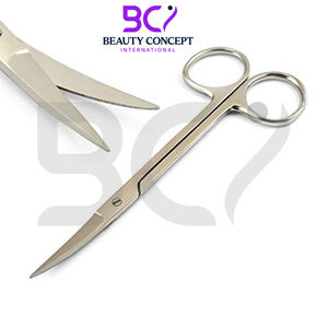 Kit de 6 Piezas de Herramientas de Podología de Acero Inoxidable: Cortaúñas, Levantador de Uñas, Alicates para Uñas Encarnadas, Tijeras de Mandíbula Ancha - Product Image 5