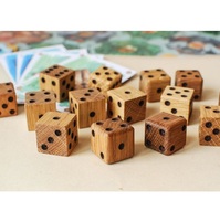 Dés en bois à coins carrés et colorés pour le divertissement familial avec divers motifs