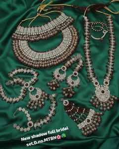 Ensemble de bijoux de mode ethnique pour mariée, plaqué rhodium, zircon, collier ras du cou, boucles d'oreilles, maang tikka, haute qualité, fête de mariage - Product Image 1