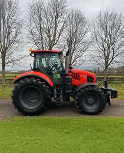 TRACTOR DIESEL KUBOTA USADO DISPONIBLE en AUSTRIA TRACTOR KUBOTA COMPRAR SEGUNDA MANO LISTO PARA LA VENTA ONLINE COMPRAR TRACTOR KUBOTA USADO - Product Image 5