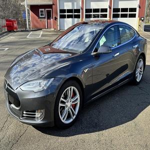 TESLA LHD/RHD 2015 USADO MODELO S P90D - Product Image 1