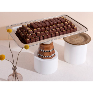 Vaisselle d'hôtel Bonbons Desserts Plateau de service Chocolat en métal plaqué or de qualité supérieure avec poignées pour les fêtes de mariage et les événements - Product Image 3