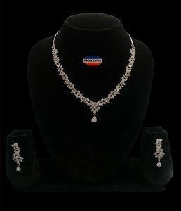 Conjunto de joyería nupcial con gota de agua de cristal brillante, collar adornado con diamantes de alta calidad, pendientes para vestidos de fiesta de boda - Product Image 4