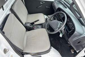 Camioneta Suzuki Carry 4x4 Usada de 1993 - Product Image 4