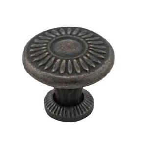 Decorative vintage-style flower iron knobs perfect for cabinets, offering both classic aesthetics and solid metal construction - Product Image 3