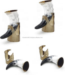 Cuernos de Búfalo Naturales con Diseño Único y Tallado, Ideales para Usar como Cuernos para Beber y Cuernos para Tocar, Aptos para la Venta - Product Image 1