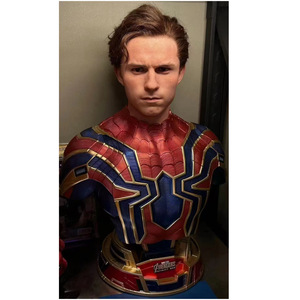 Vente <span class=keywords><strong>en</strong></span> gros <span class=keywords><strong>Avengers</strong></span> GK Résine Modèle Spider-Man Buste Statue Anime <span class=keywords><strong>Film</strong></span> Télévision Iron Man Figure pour la décoration de la maison - Product Image 6