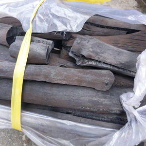 Bâton de charbon de bois de mangrove cylindrique du Vietnam - Product Image 1