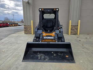 Mini-chargeuse sur chenilles compacte Hyundai HT100V 2024, 500 kg, avec godet frontal, moteur diesel, pour travaux agricoles et de construction - Product Image 5