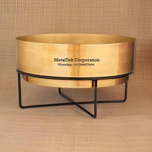 กระถางตั้งโต๊ะโลหะชุบทองแบบทันสมัยสำหรับปลูกในร่มพร้อมขาตั้งสีดำสำหรับต้นกระบองเพชรผู้ผลิตขายส่ง - Product Image 5