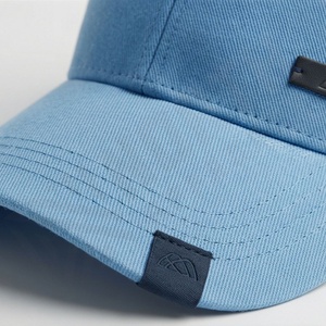 Gorras de Béisbol con Logotipo Bordado Personalizado, Nuevo Diseño en Color Sólido, Gorra de Béisbol con Logotipo Bordado de Primera Calidad al por Mayor - Product Image 4