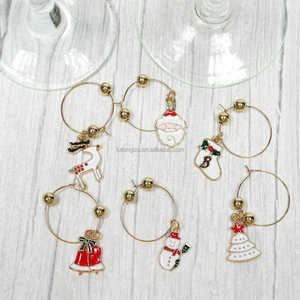 Breloques de verre à vin de Noël étiquettes de boisson de vacances accessoires de bar festif en alliage de zinc pour les rassemblements de fête saisonniers - Product Image 4