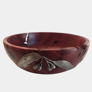 Bol de service en bois naturel de conception traditionnelle pour la cuisine à manger bol de vaisselle avec bol de service d'accent de fleur d'argent en vente - Product Image 6