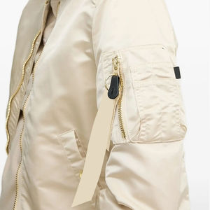 แจ็คเก็ตผ้าซาตินวาร์ซิตี้เนื้อผ้ามันเงา ผ้าคอตตอนริบ สำหรับผู้ชายและผู้หญิง แฟชั่นสตรีทแวร์ ปักลายตามสั่ง แจ็คเก็ตผู้ชาย ขายดี - Product Image 6