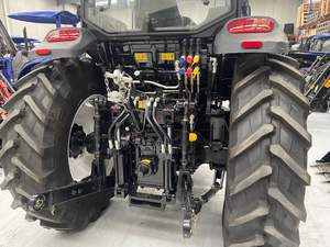 Tracteur cabine LOVOL Premium Quality M1304 TQ, 130hp - Product Image 4