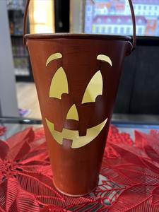 Seau fantôme Bougeoir en métal Pot à bougie suspendu Bougeoir d'Halloween Lanterne à bas prix - Product Image 6