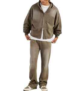 Survêtement délavé à l'acide doux avec des coutures durables, une sensation respirante et une finition délavée pour l'entraînement et les loisirs - Product Image 6