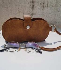 Etui à lunettes de soleil en cuir véritable Pochette à lunettes portable Organisateur de lunettes pour l'extérieur avec dragonne - Product Image 3