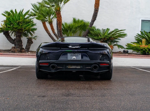 SBM22GCA9PW002523 รถยนต์อุตสาหกรรมปี 2023 รุ่นหรูหรา สปอร์ตคูเป้ ขับเคลื่อนล้อหลัง เครื่องยนต์ 4.0 ลิตร ทวินเทอร์โบ V8 612 แรงม้า แรงบิด 630 นิวตันเมตร ความเร็วสูงสุด 326 กม./ชม. ของแท้จากโรงงาน ไมล์น้อย - Product Image 2