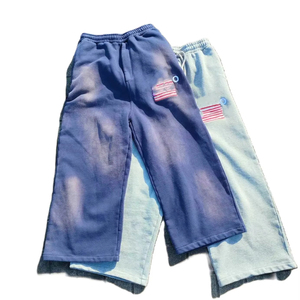 Pantalon de survêtement évasé décontracté en tissu non tissé léger avec impression par sublimation de logo personnalisé, en polyester/coton éponge - Product Image 1