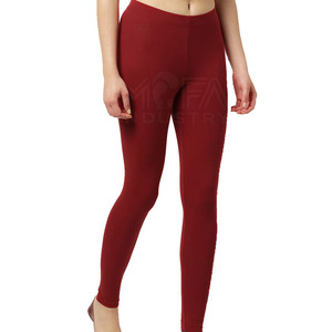 Mallas de Yoga de cintura alta OEM con bolsillo para teléfono, ropa deportiva de moda y funcional, cintura elástica, mallas de yoga - Product Image 1