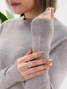 Suéter Ligero Informal de Punto con Cuello Alto para Mujer, Manga Larga, Corte Ajustado, Liso, con Logotipo Personalizado, Fabricación de Ropa OEM ODM - Product Image 4
