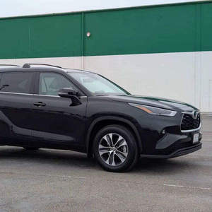 SUV de luxe d'occasion 2024 de style coupé haute performance à vendre – Diesel, automatique, toit ouvrant panoramique, intérieur cuir - Product Image 2
