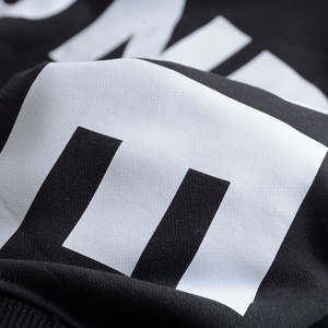 Sweat-shirts à capuche brodés personnalisés de qualité supérieure, légers, unisexes, prix d'usine en gros, teinture unie pour l'automne - Product Image 5