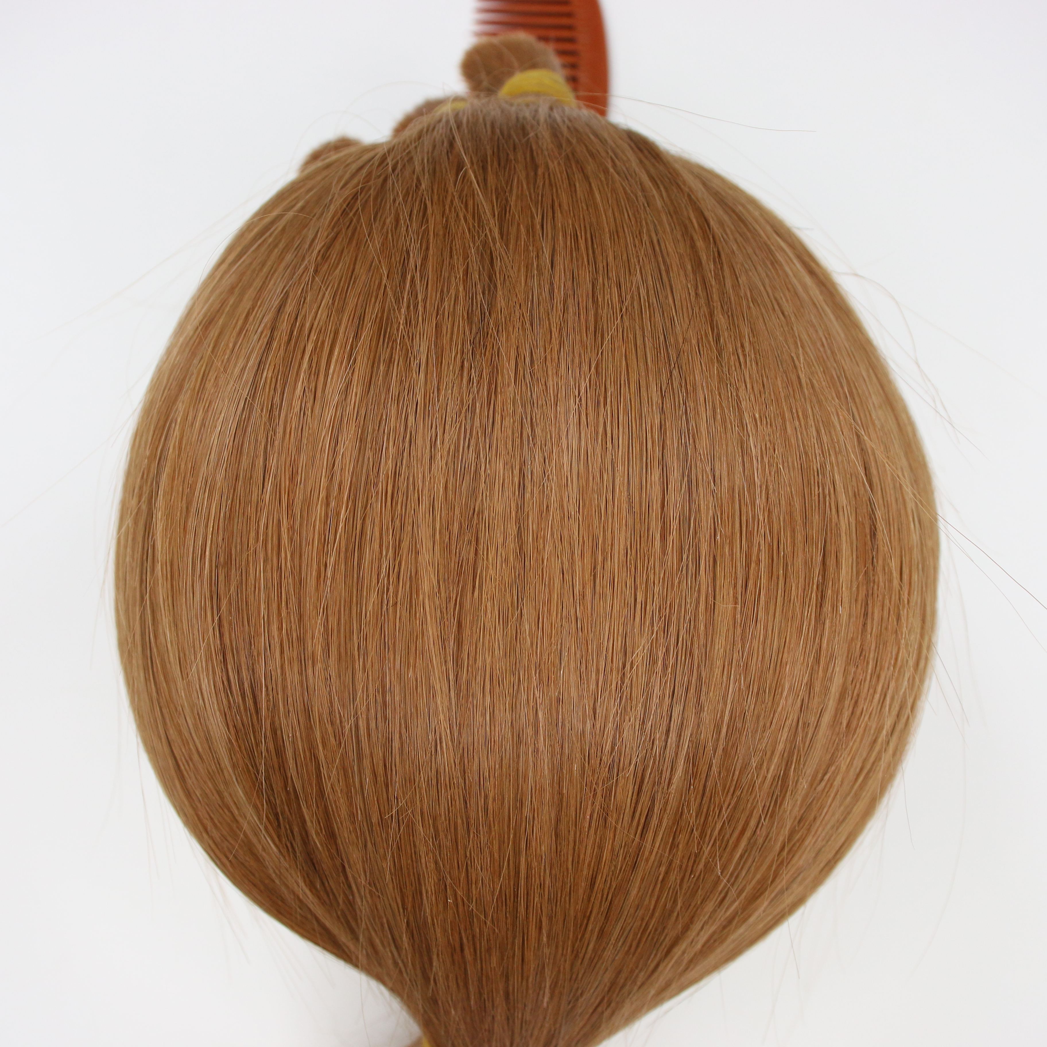 สีน้ำตาลเข้ม