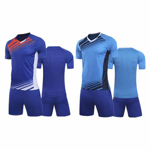 Conjunto de Entrenamiento de Fútbol Personalizable, Camiseta y Pantalones Cortos, Uniforme Transpirable 100% Poliéster para Hombre y Mujer, con Nombre de Equipo Personalizado, Manga Corta - Product Image 5