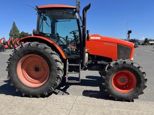 Tractor de Ruedas 4WD M126GXDTC 2015 de 126 HP con Transmisión de Alta Productividad y Bomba de Caja de Cambios - Product Image 2