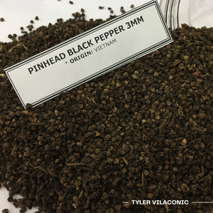 Pimienta negra Pinhead 1mm a 3mm Materia prima seca AD picante para exportación Origen de Vietnam - Product Image 1