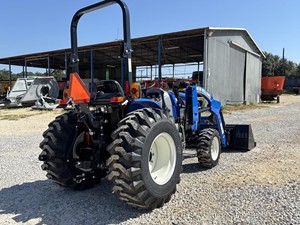 Mini Tractor de Ruedas New Hollandds de 35 HP, 2WD/4WD, Motor Cummins, Tractor Agrícola Usado en Venta - Product Image 6